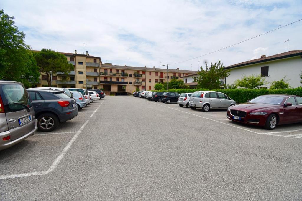 Charming Venice 2 Apartment เตสเซรา ภายนอก รูปภาพ