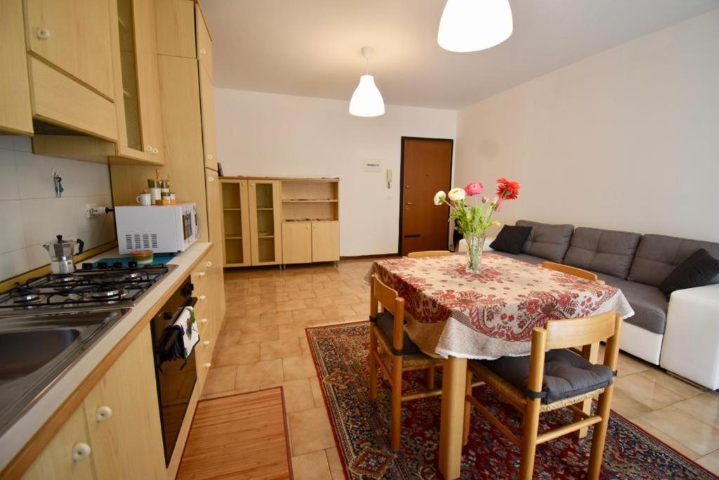 Charming Venice 2 Apartment เตสเซรา ภายนอก รูปภาพ